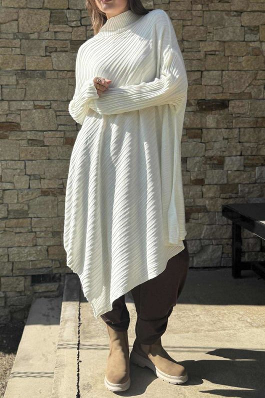 Skarsgard Asymmetric Knit Tunic Ecru /10=